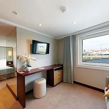 ホテル Costa Do Sal Boat Lounge Ílhavo