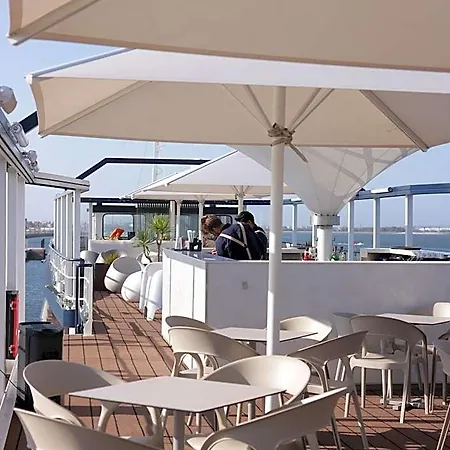 ホテル Costa Do Sal Boat Lounge