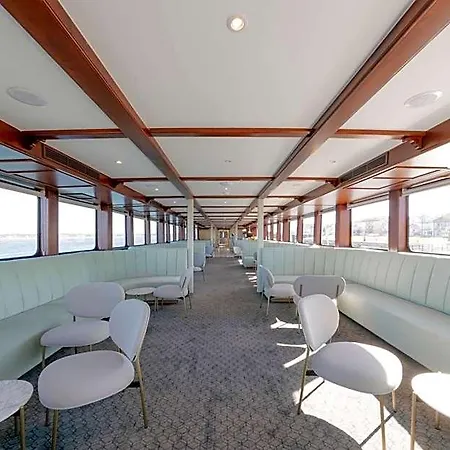 ホテル Costa Do Sal Boat Lounge Ílhavo
